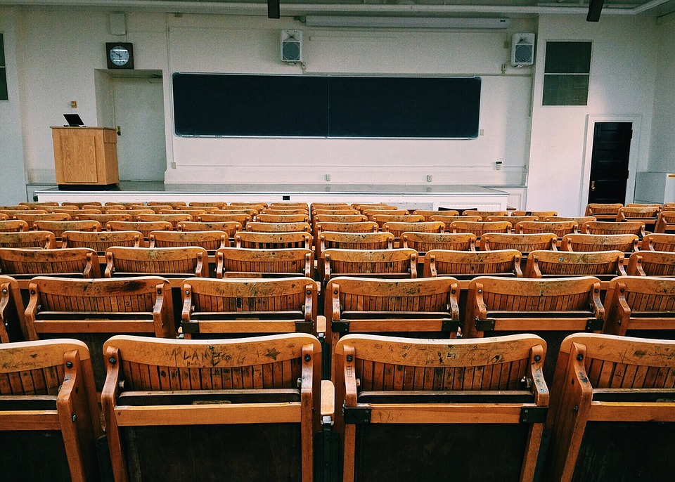 classroom-1699745_960_720 classroom-1699745_960_720